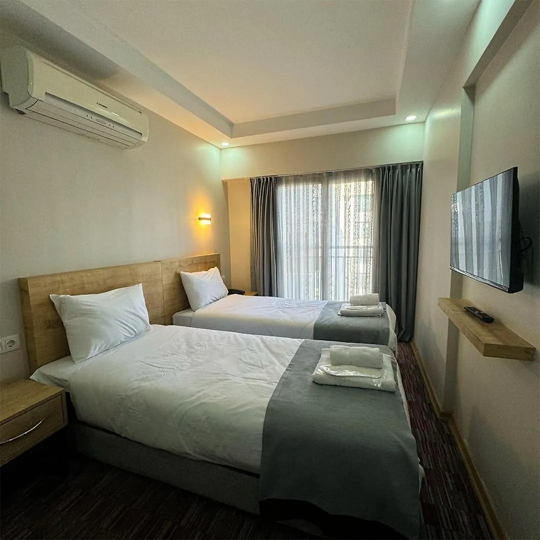 Mojo Otel Izmir